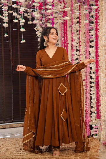 Georgette Kurta Set with Chudi Sleeves and Cotton Pants – Festive Ready