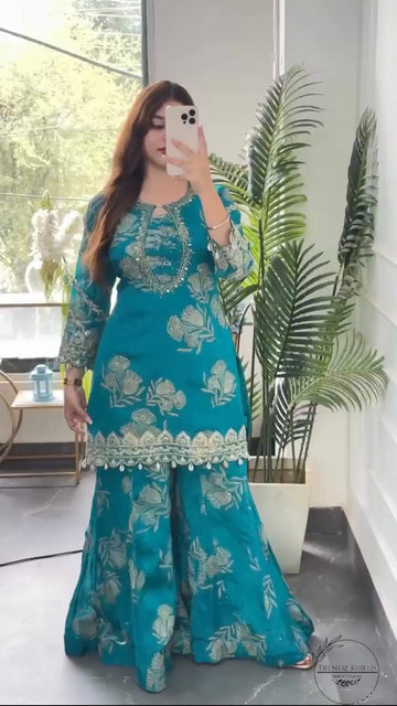 Chinon sharara set