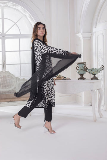 Black embroidery suit